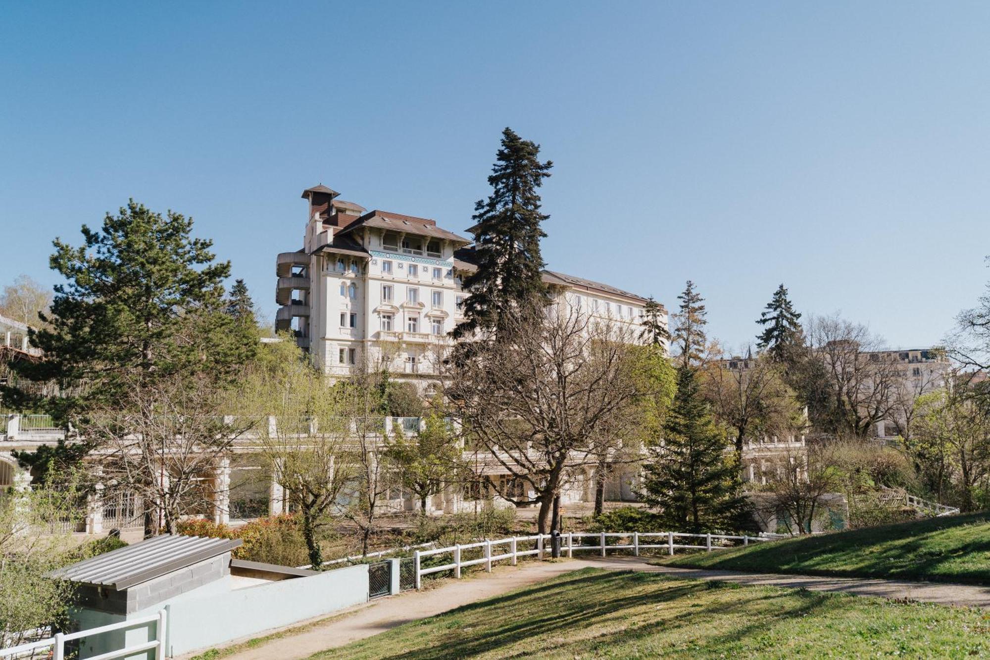 Le Cocon Du Parc - Charmant T2 Neuf Au Calme Chatel-Guyon Bagian luar foto